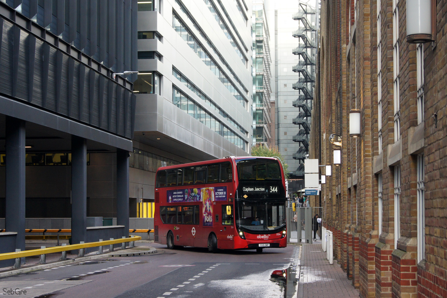 Alexander Dennis Enviro 400H MMC 10.3m #2524