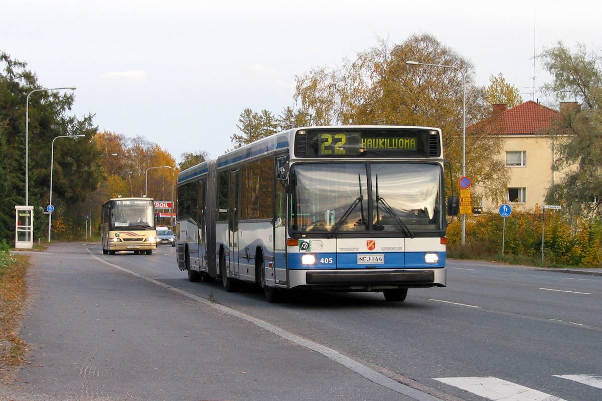 Volvo B10LA / Carrus City U #405
