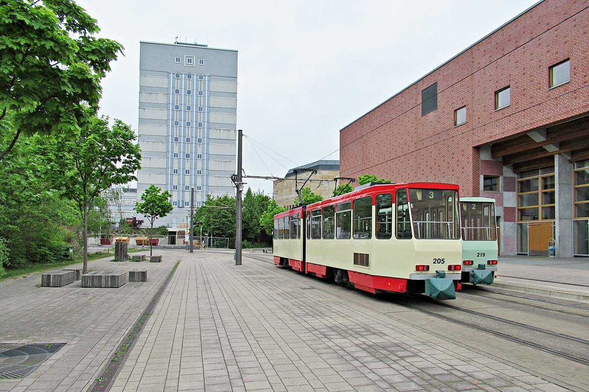 Tatra KT4DM #205