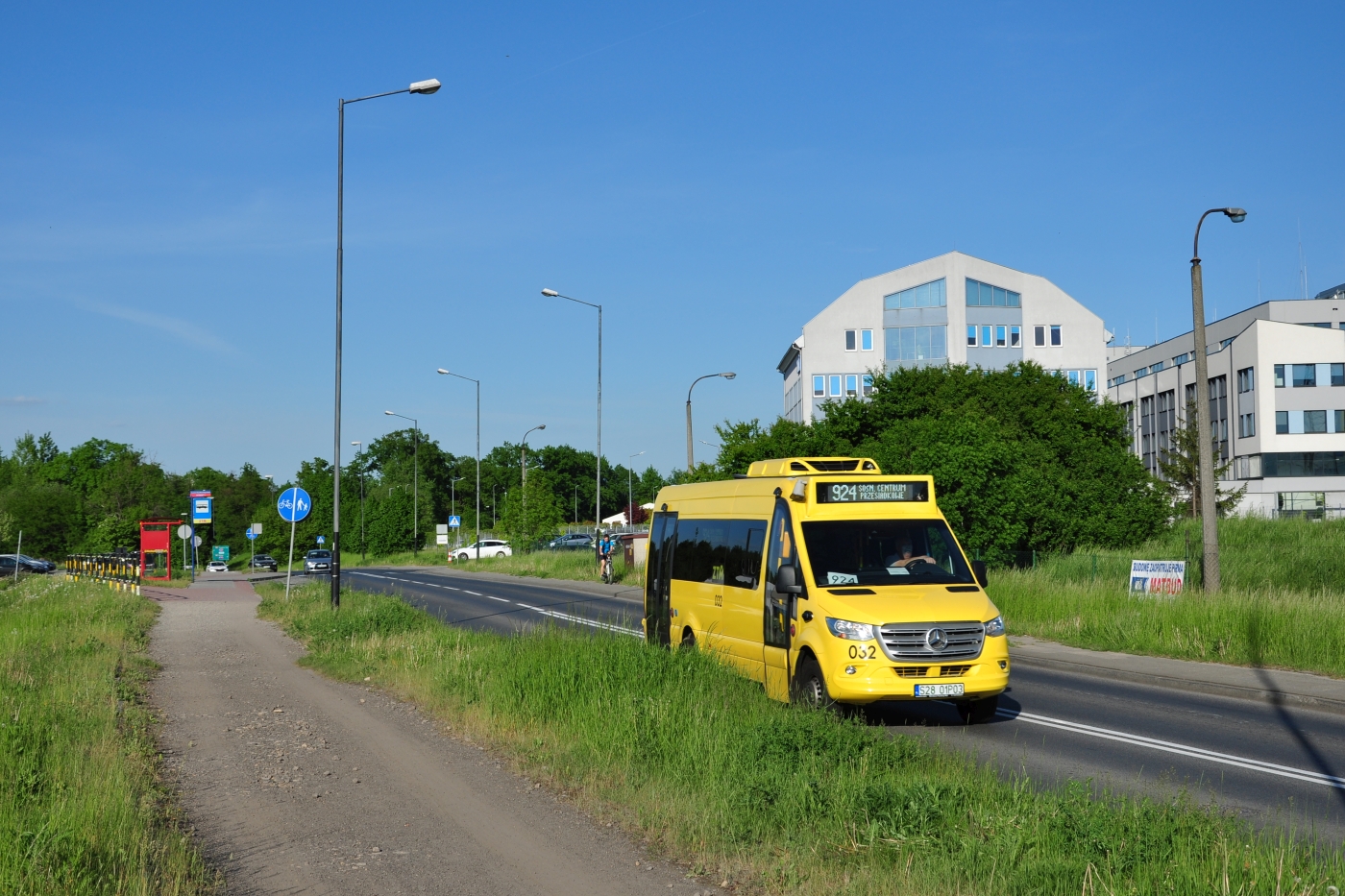 Mercedes-Benz 519 CDI / Aveuro #032