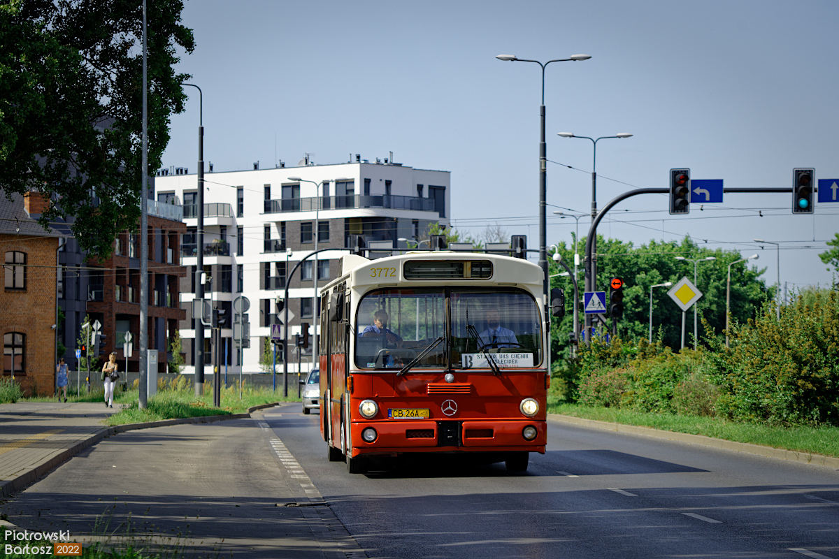 Mercedes-Benz O305 #3772