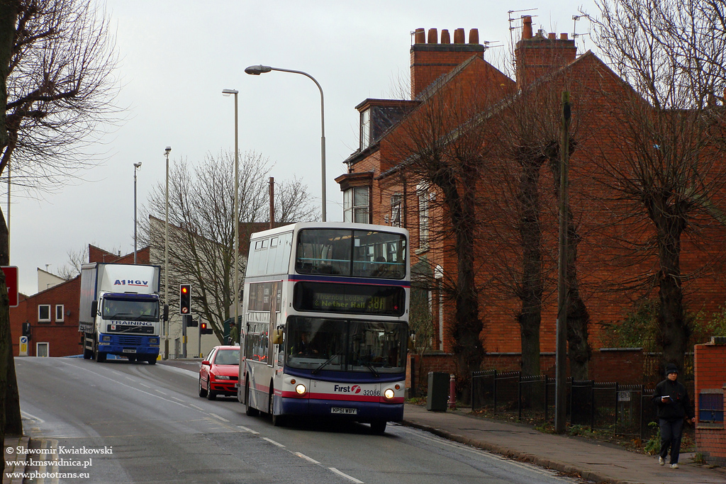 Volvo B7TL / Alexander ALX400 #32086