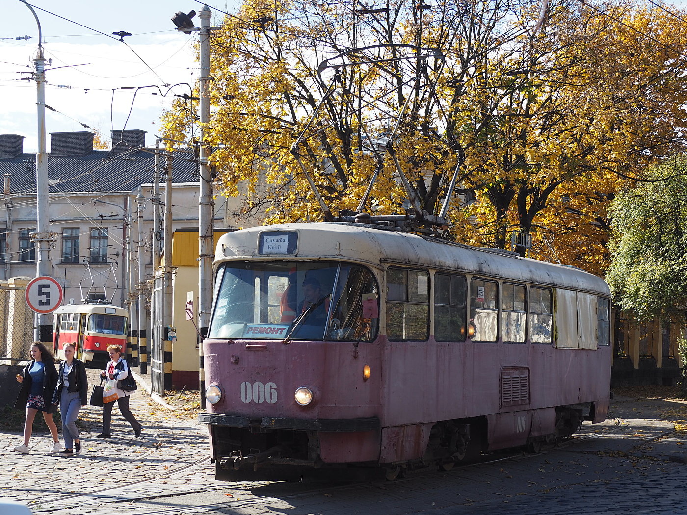 Tatra T4SU #006
