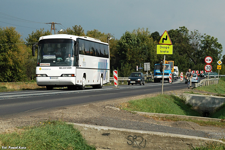 Neoplan N316 SHD #R0702