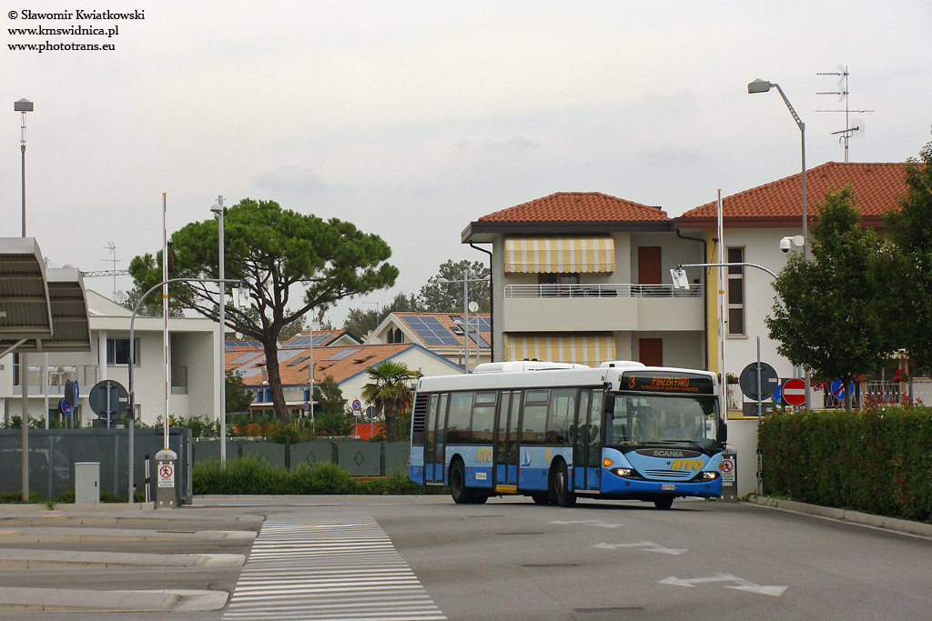 Scania CN94UB #484