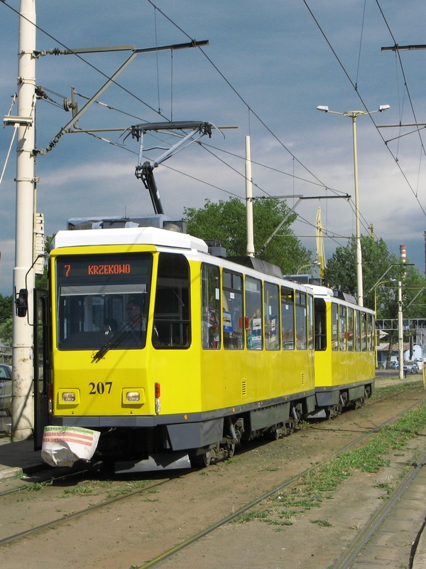 Tatra T6A2D #207