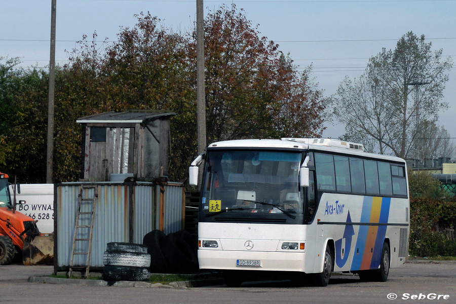 Mercedes-Benz O340-15RHD #GD 8938R