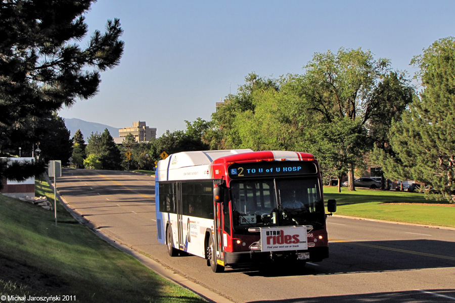 Gillig BRT Hybrid LF 40' #10056