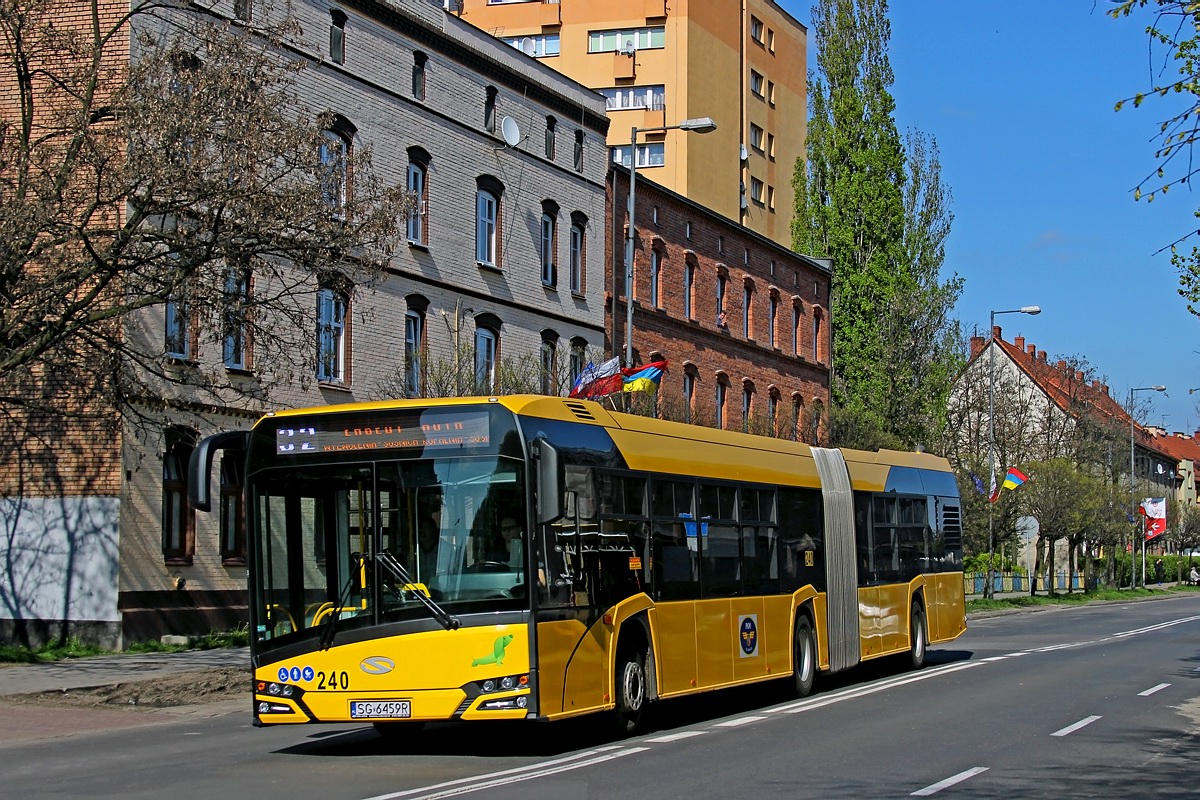 Solaris Urbino 18 #240