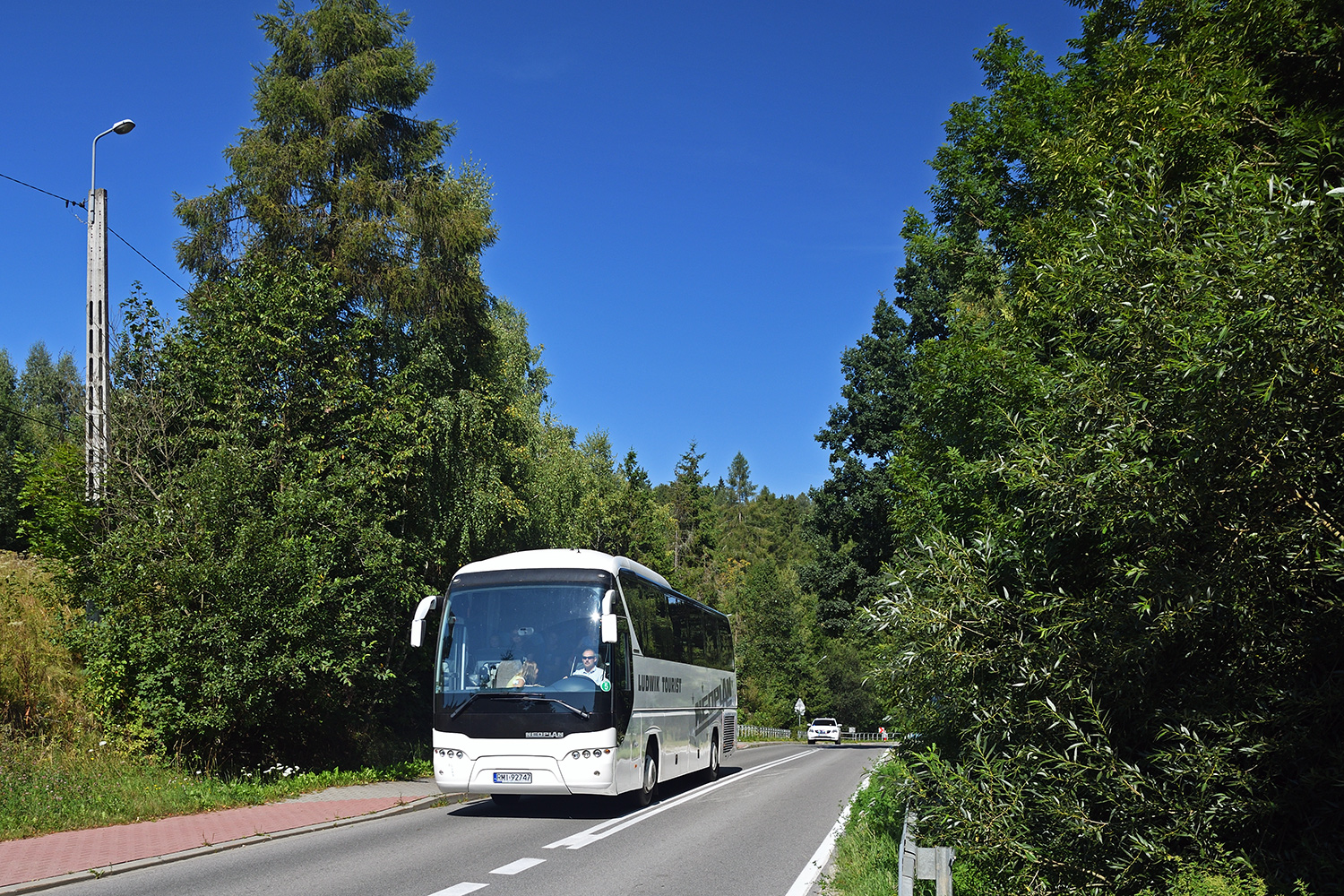 Neoplan N2216 SHD #RMI 92747