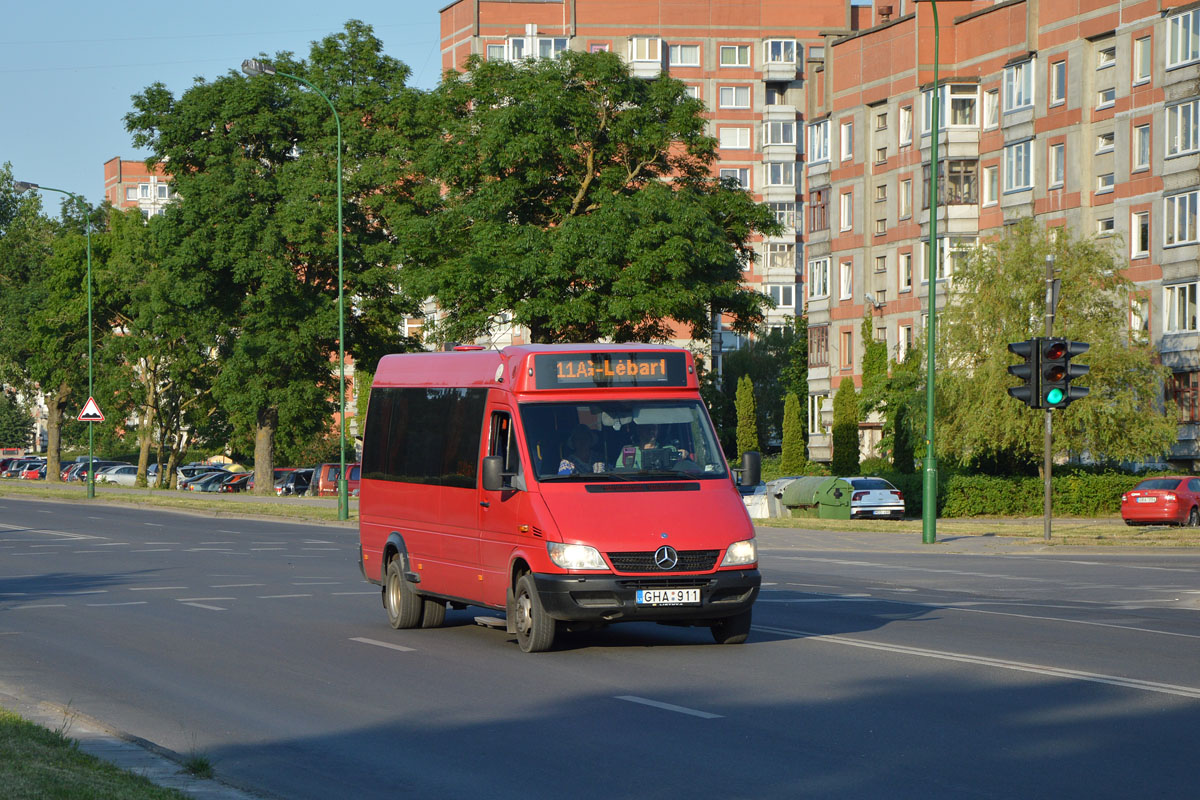 Mercedes-Benz 416 CDI #GHA 911