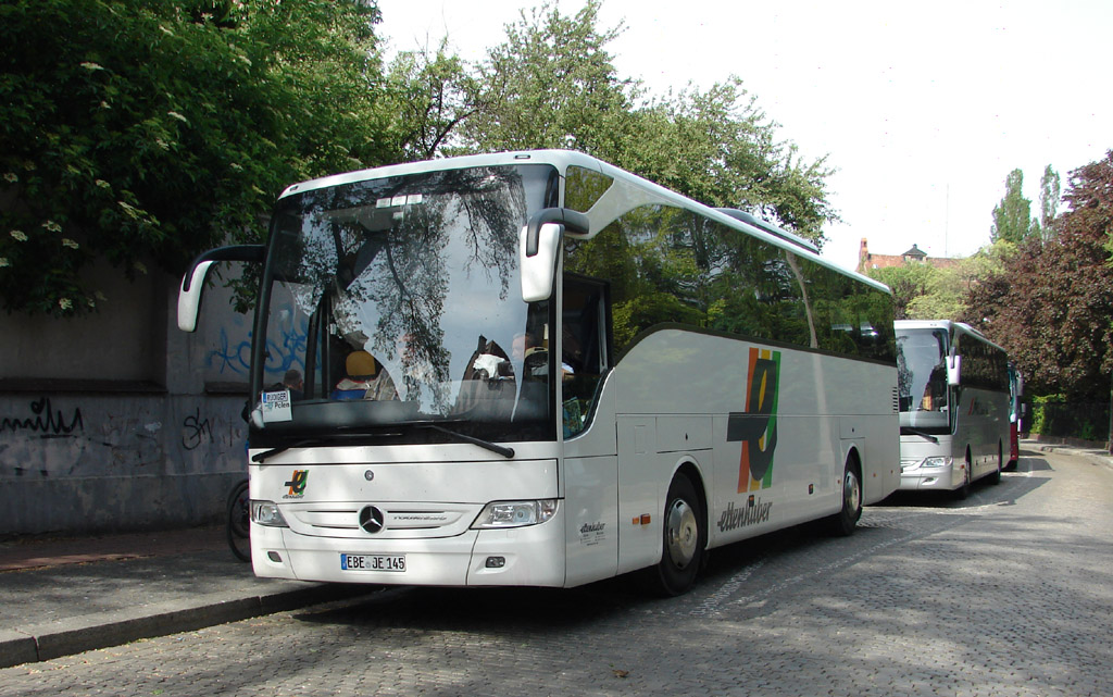 Mercedes-Benz Tourismo 15RHD #EBE-JE 145