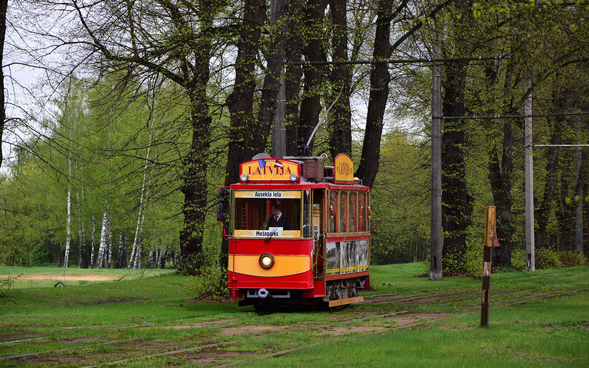 Miscellaneous 2-axle tram #1901