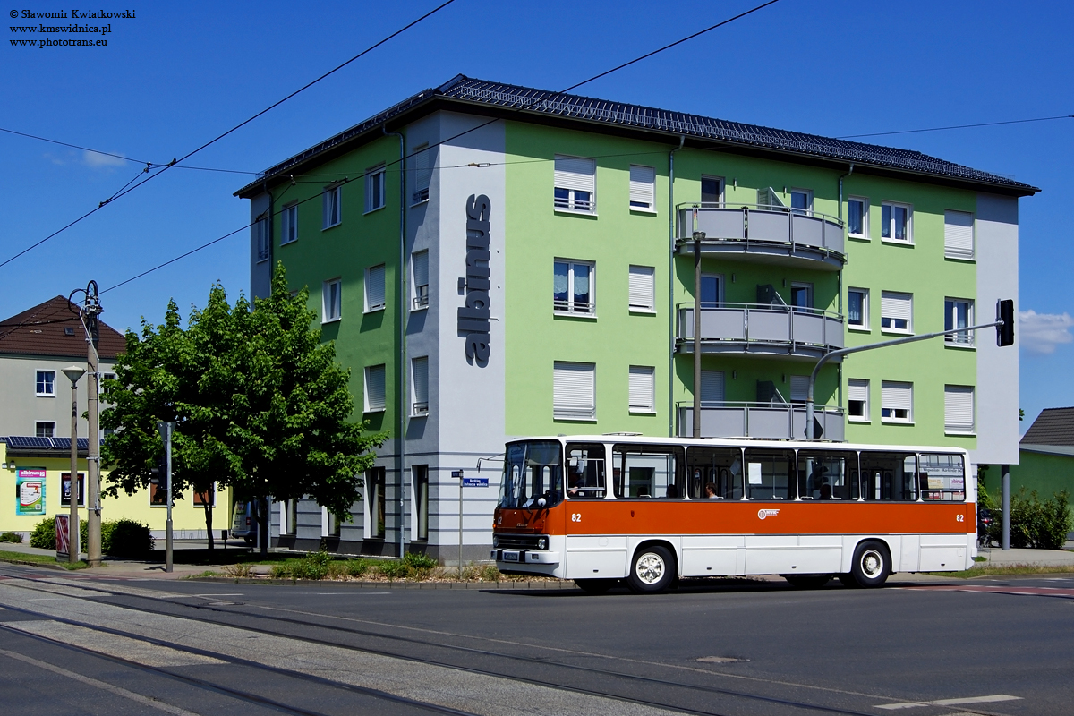 Ikarus 260.02 #82