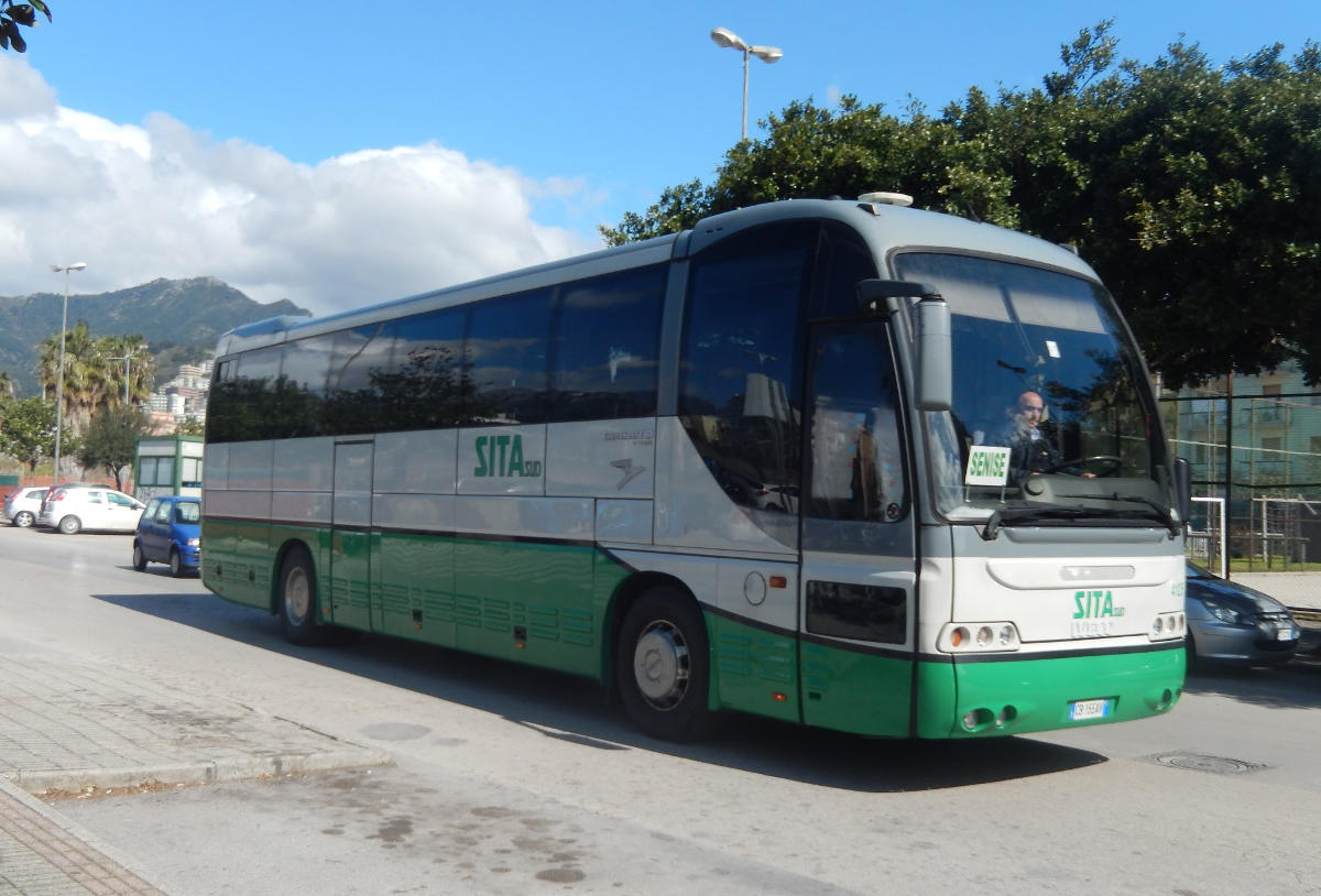 Irisbus 389E.12.38 EuroClass HD #4125