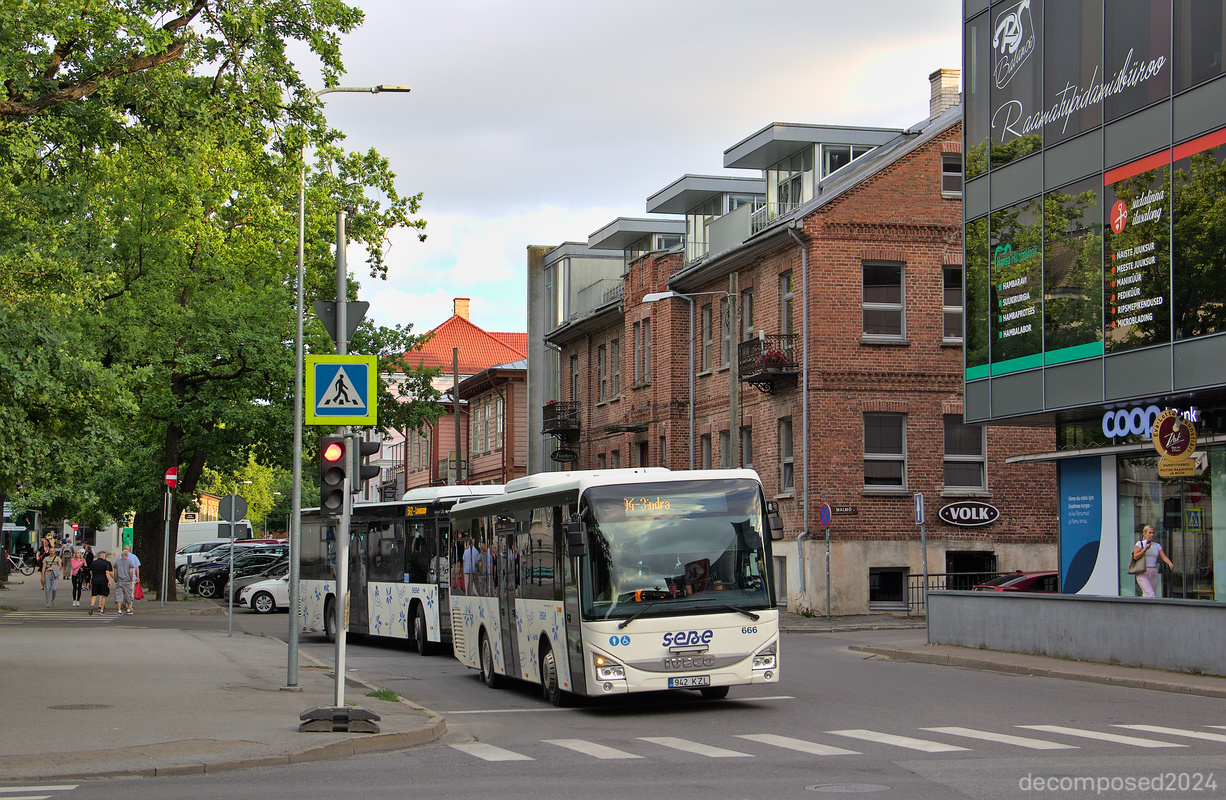 Iveco Crossway 10.8 LE Line #666