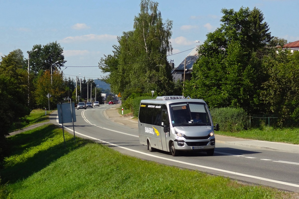 Iveco Daily 70-170 / Rošero First FLHI #KN 8642C