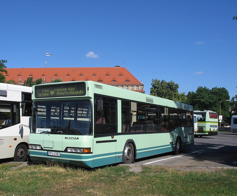 Scania L113CLL / Neoplan N4015 #PPL 61MJ