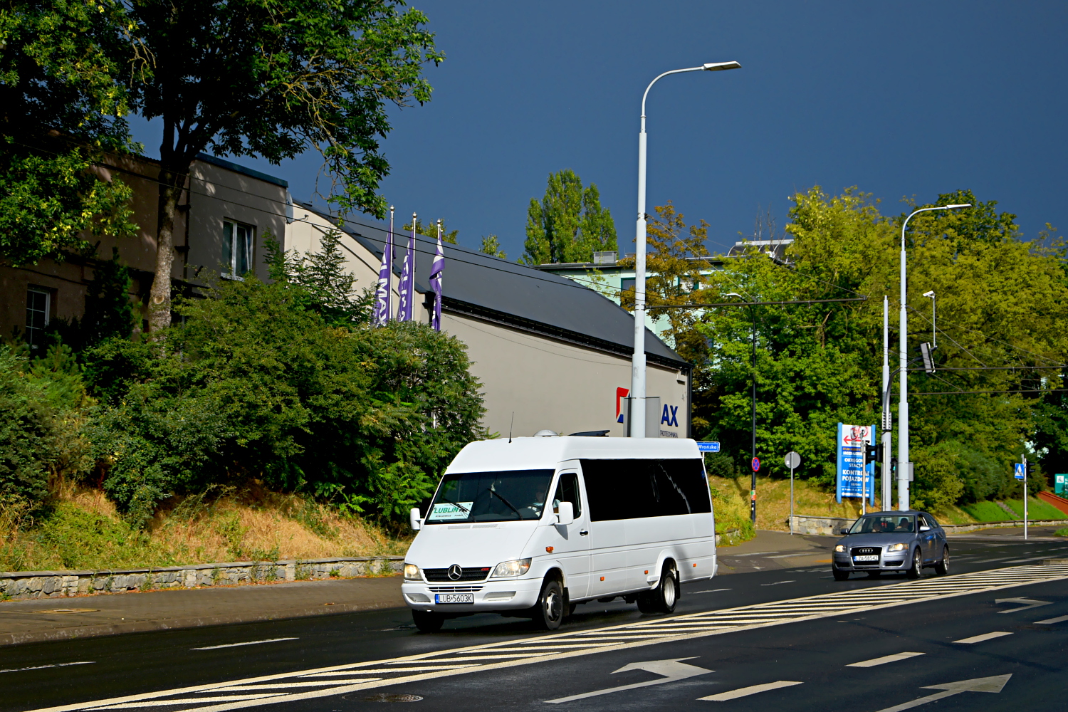 Mercedes-Benz Sprinter Mk I #LUB 5603K