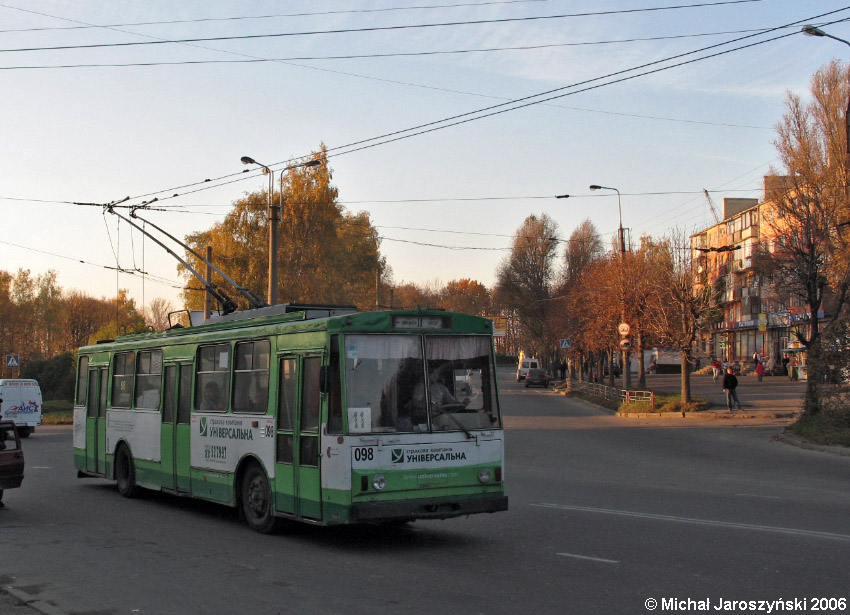 Škoda 14Tr02 #098