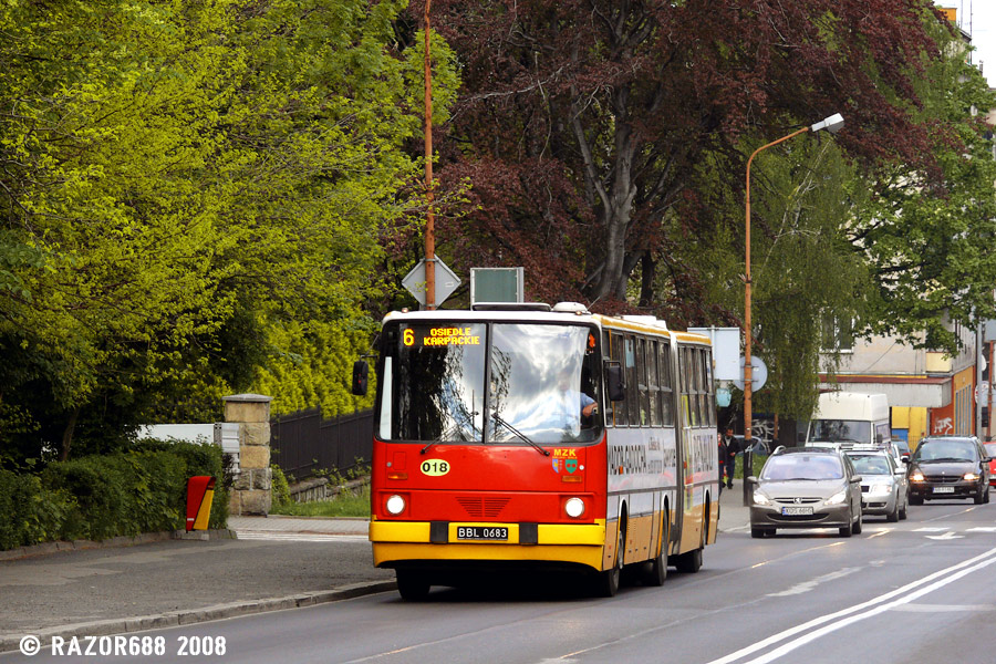 Ikarus 280.37B #018