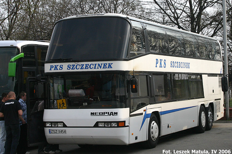 Neoplan N122/3 #ZSZ X454