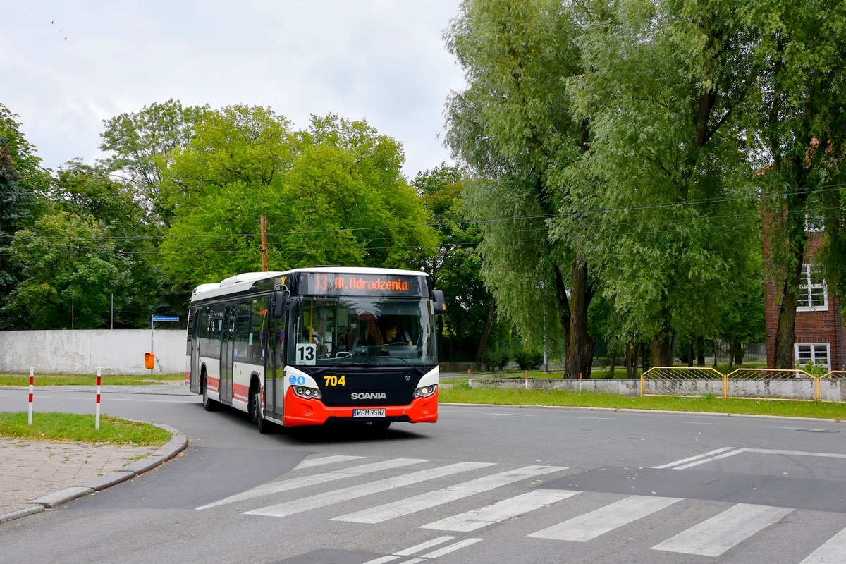 Scania CN280UB 4x2 EB #704