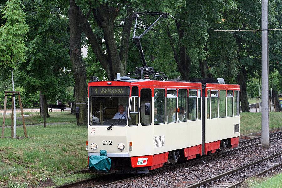 Tatra KT4DM #212