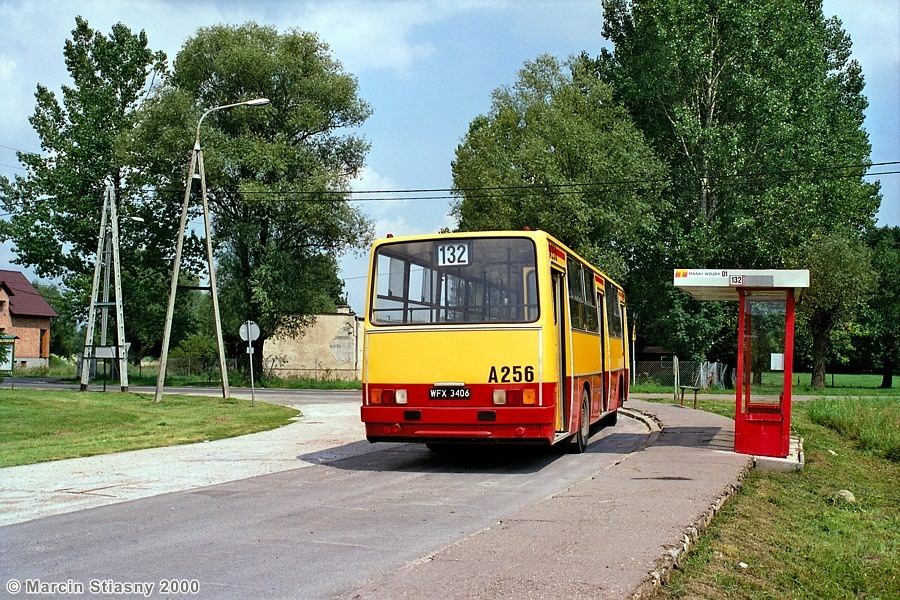 Ikarus 260.04 #A256