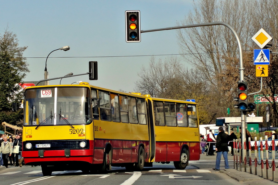 Ikarus 280.37 #5202