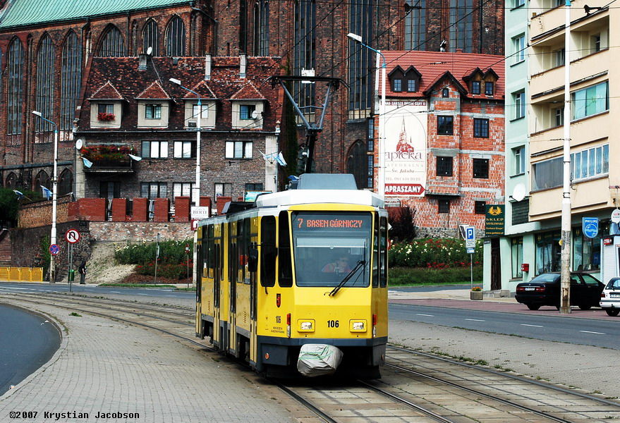 Tatra KT4Dt #106